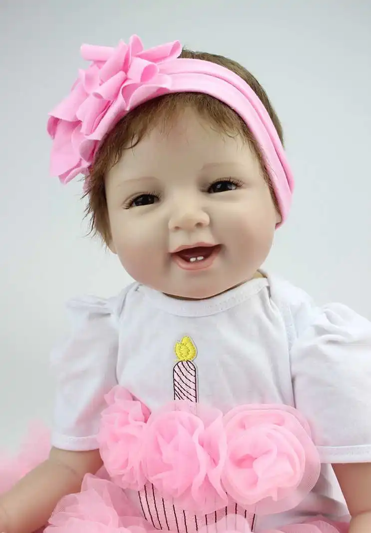 

NPK 55cm Handmad Silicone Reborn Baby Doll Toys Lifelike Soft Cloth body Newborn babies Smile Girls Christmas Gift for Birthday
