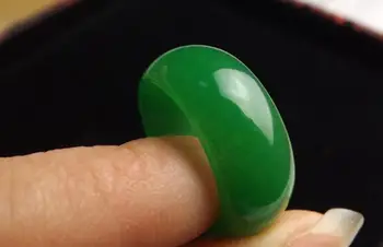 

Natural jade jade ring dry green strips full color Yang green ring drop shipping