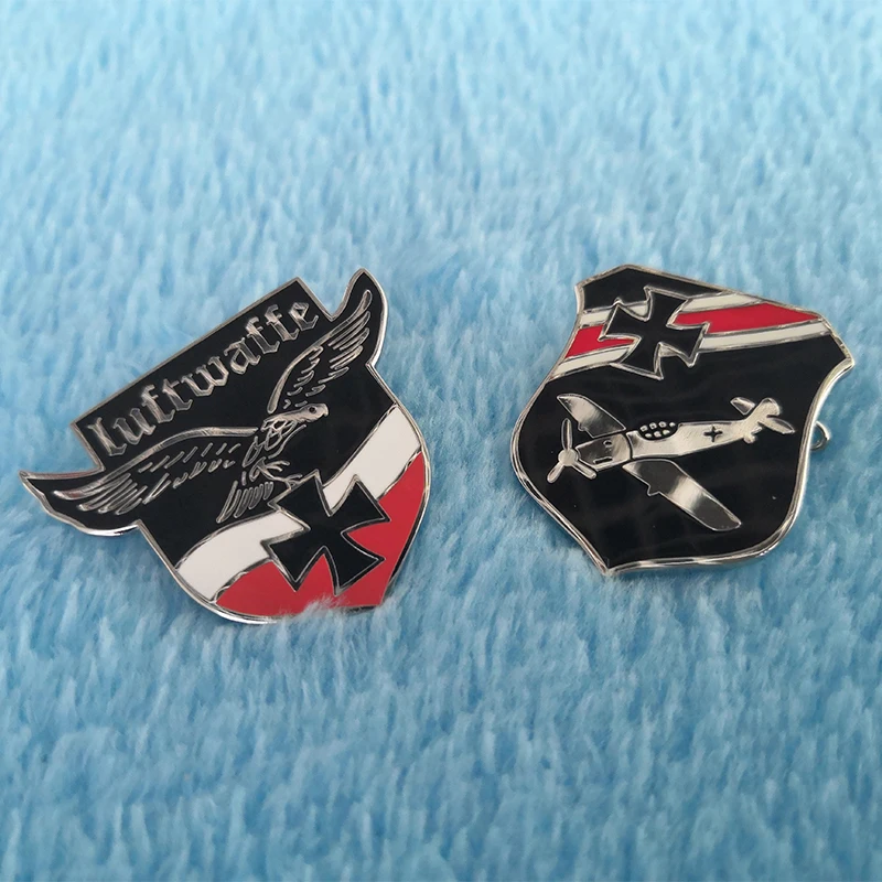 

WWII WW2 Germany air force Luftwaffe aircraft Badge Pin Lot of 2