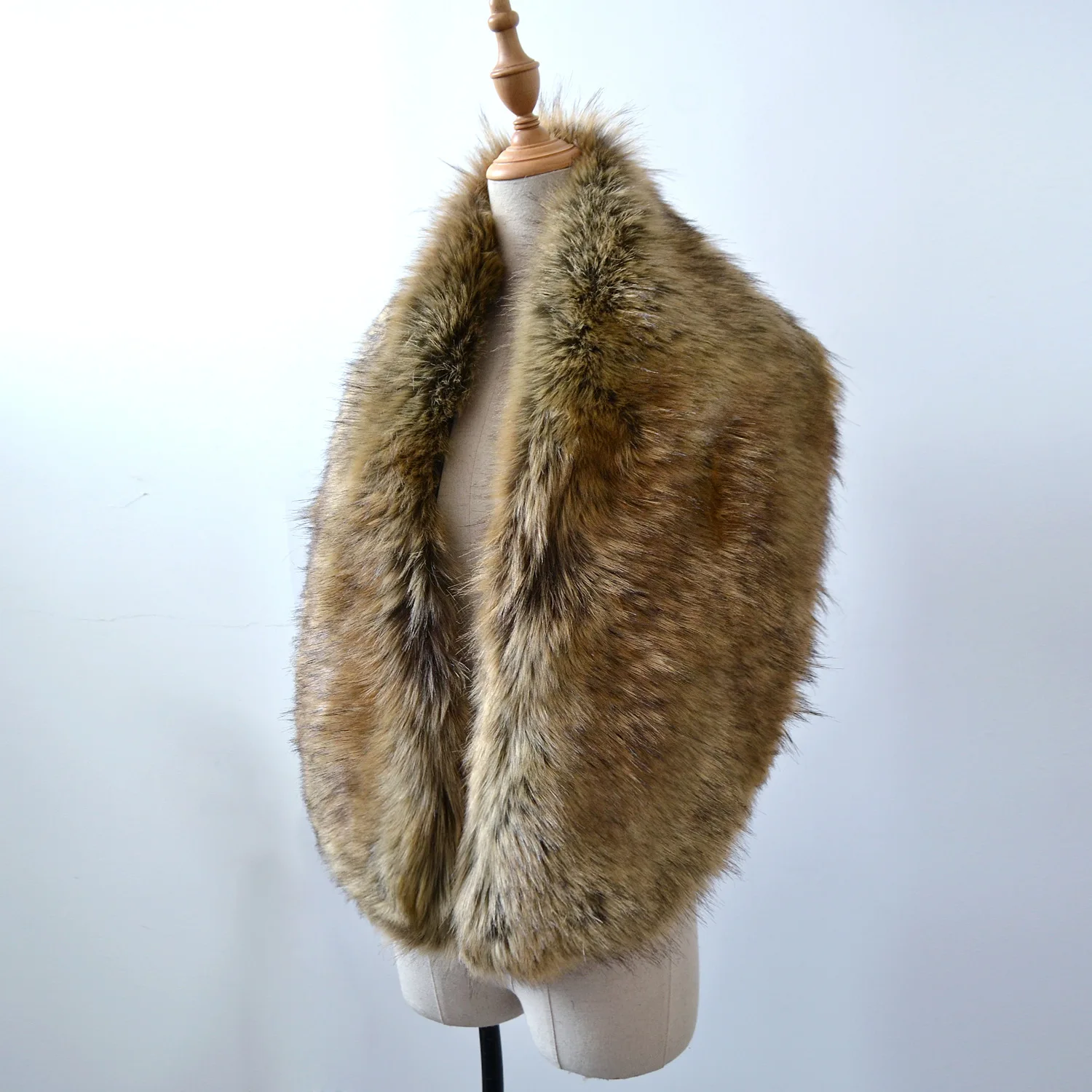 Новое поступление из искусственного лисьего меха очень большие женские зимние вечерние открытый COOL меховой шарф длинный искусственный