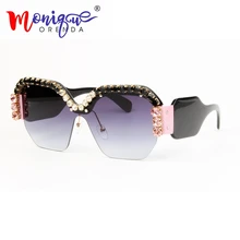 Sexy Rimless Oversized Sunglasses Women Vintage 2018 Red Pink Luxury rhienston Sunglasses For Female Rivet Big Frame Male Shades