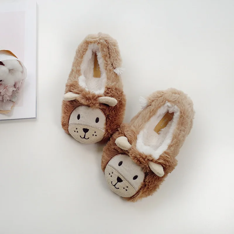 

New products like rabbit hair, soft lion cubs, children's men's bags and cotton shoes.boys girls cartoon shoes