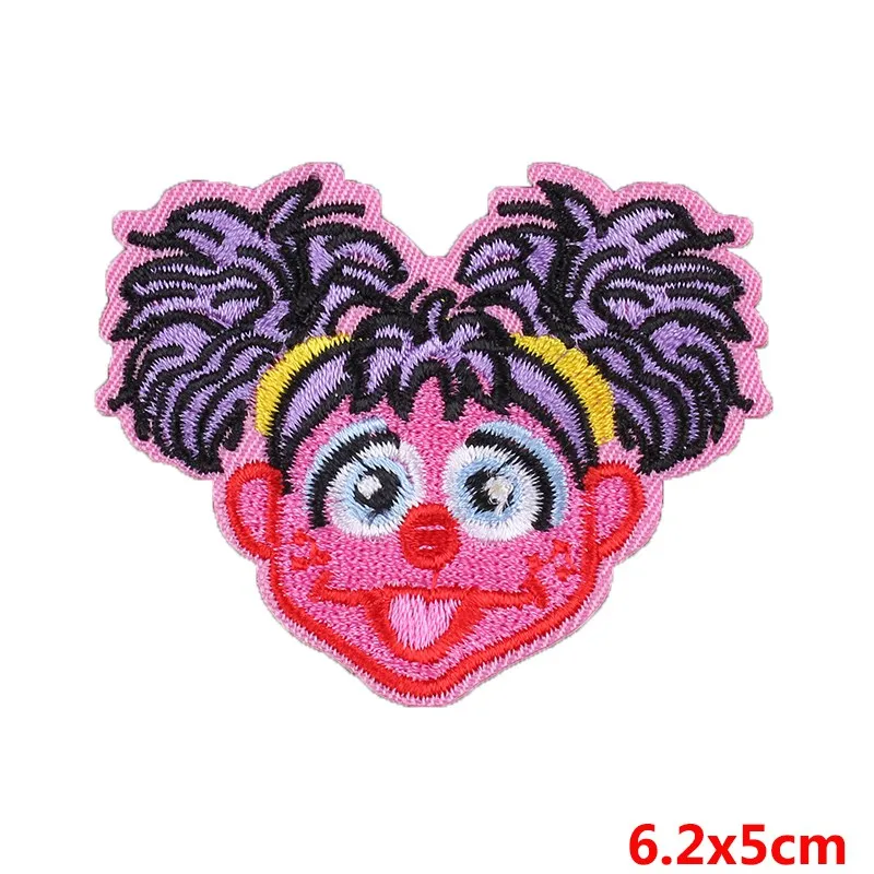 Prajna Sesame Street Elmo Patches Iron-On Embroidered Patch Cute Monkeys Accessories For Clothing DIY Stickers On Kids T-shirt - Цвет: Белый