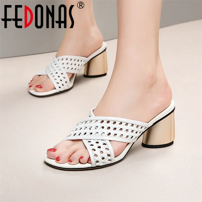 

FEDONAS Hollow Upper Summer Sandals 2019 New Women Pumps Genuine Leather Round Heels Office Lady Shoes Woman Basic Slippers
