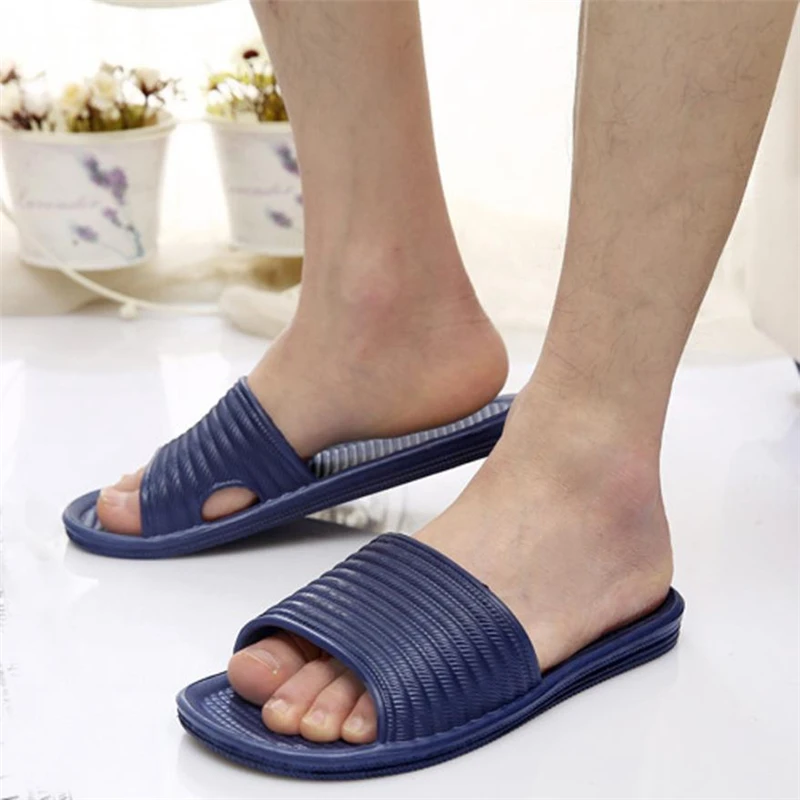 Тапочки для мужчин обувь; сандалии-Вьетнамки; мужские полосатые Тапочки для ванной, на плоской подошве, летние сандалии для дома и прогулок; модные тапочки O0515#30