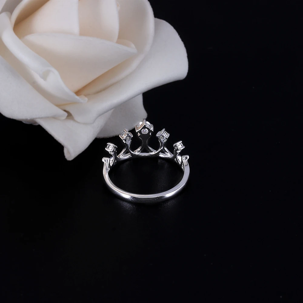 crown moissanite ring (6)