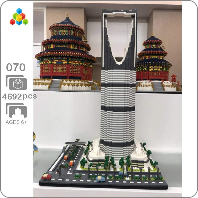 

YZ 070 World Famous Architecture Kingdom Tower 3D Model DIY 4692pcs Mini Building Diamond Nano Blocks Toy for Children no Box