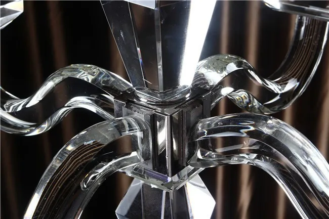 European-classical-crystal-candlestick-wedding-decoration-home-party-gifts-essential-Bulk-purchase-more-affordable (1)