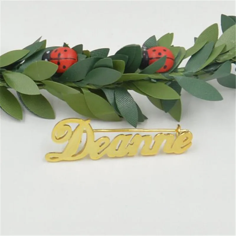 

New Gold Silver Personal Brooch Pin Monogram Initials Letters Customized Jewelry Any Logo Name Brooches for Women Men Girl Party