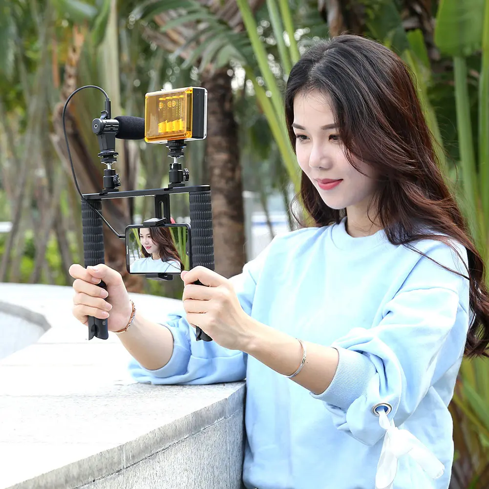 

2019 Hot Mini Tripod Microphone Kits Stabilizer Steady Grip Rig For Live Broadcast Smartphone For DOY