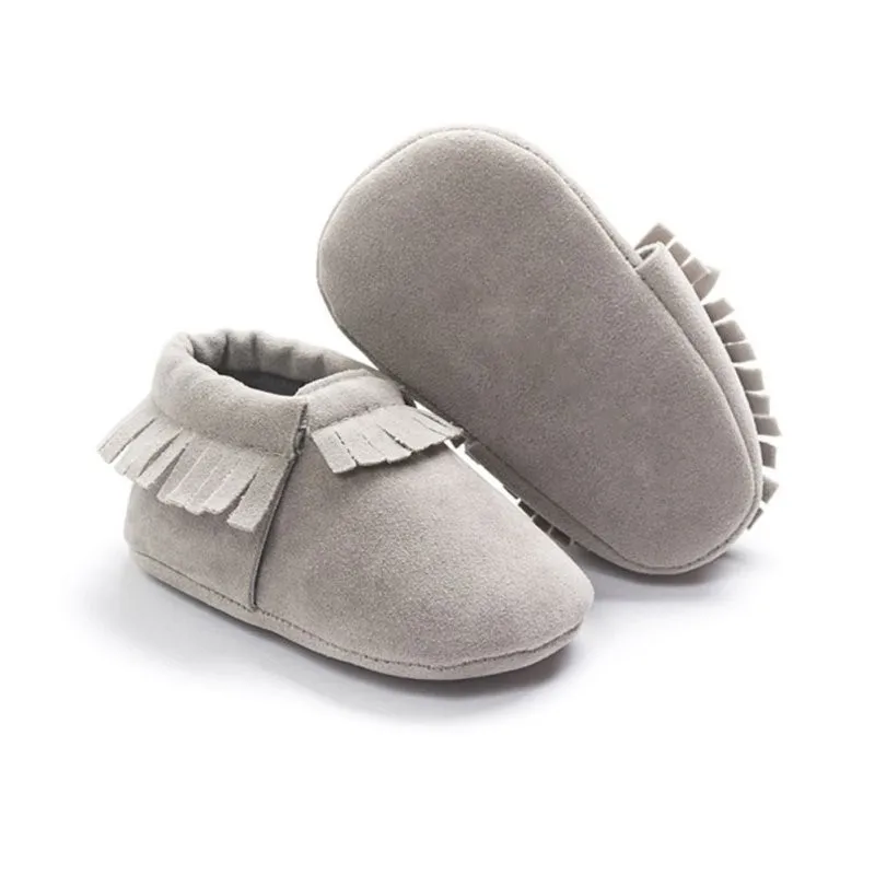 Обувь из искусственной замши для новорожденных; мокасины для маленьких мальчиков и девочек; мягкая обувь с бахромой; нескользящая обувь для малышей