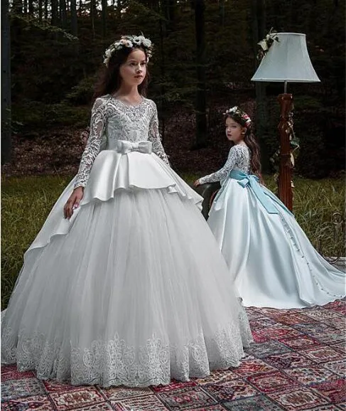 

Fabulous White Ivory Long Sleeves Ball Gown Flower Girl Dresses With Beaded Lace Appliques Belt First Communion Gown Any Size