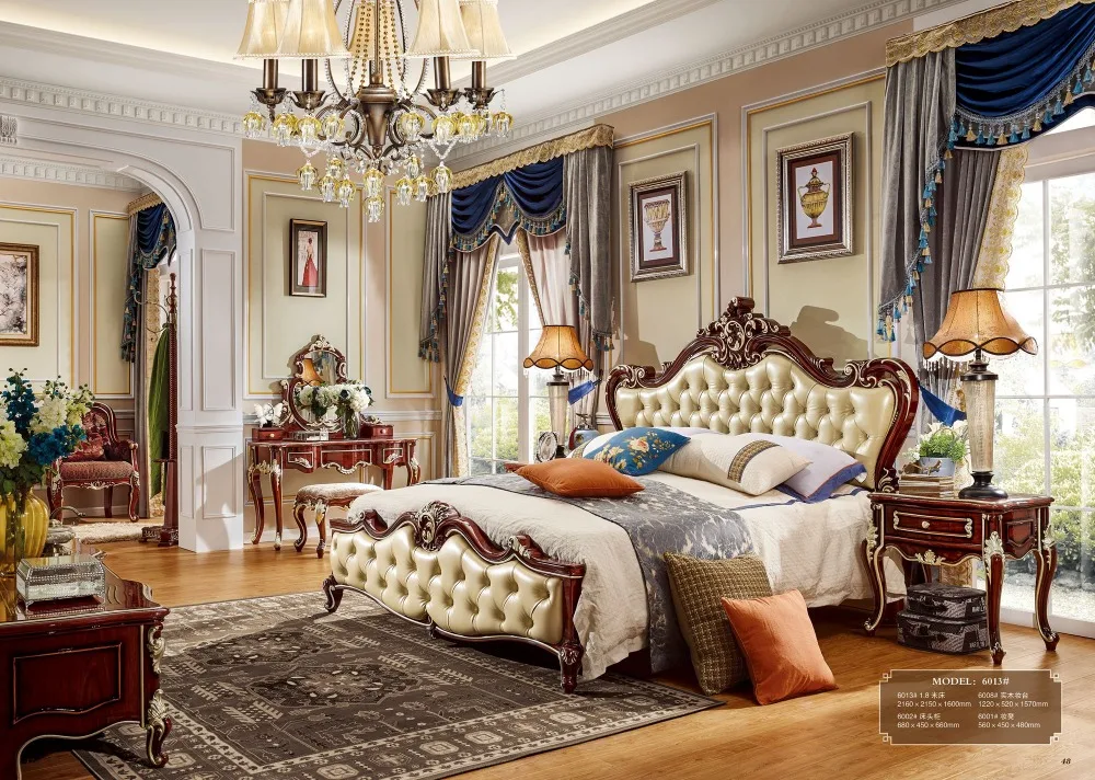 خلع الملابس الجدول. خشب متين غرفة نوم مضمد.