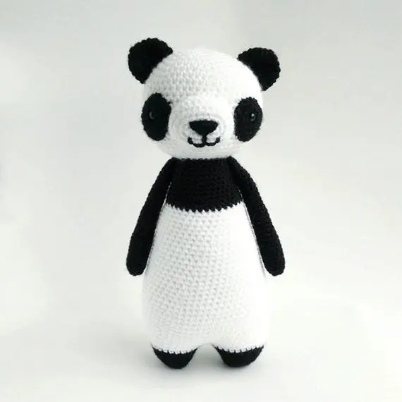 Вязаные игрушки amigurumi panda boy