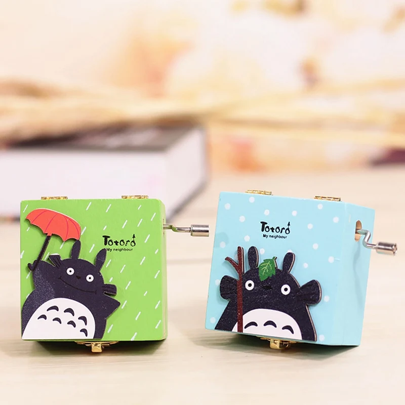 

Creative Student Gift Music Box My Neighbor Totoro Wooden 4 Different Patterns Music Box Christmas Gifts Hand Crank Musical Box