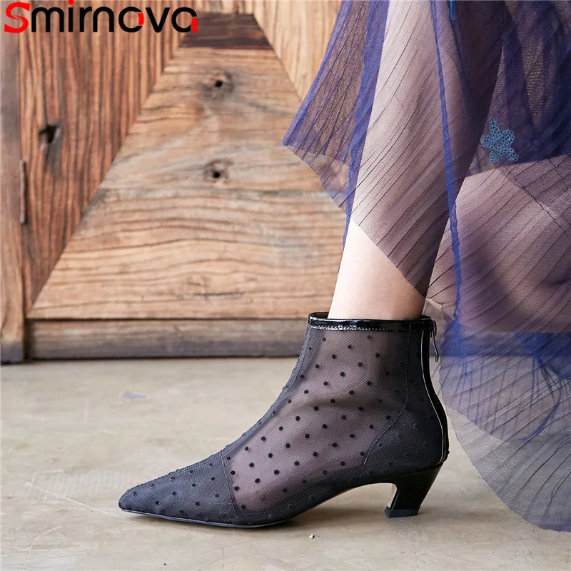 Smirnova/модные летние ботинки черного и белого цвета женские элегантные ботинки на среднем каблуке с острым носком и сеткой Большие размеры 33-42, новинка года