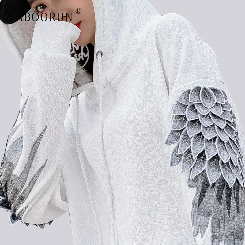 

3D Wing Embroidery Sweatshirt Men 2019 New Hip Hop Streetwear Hoodies Mens Fashion Pullover Couples Casual Clothing R1560