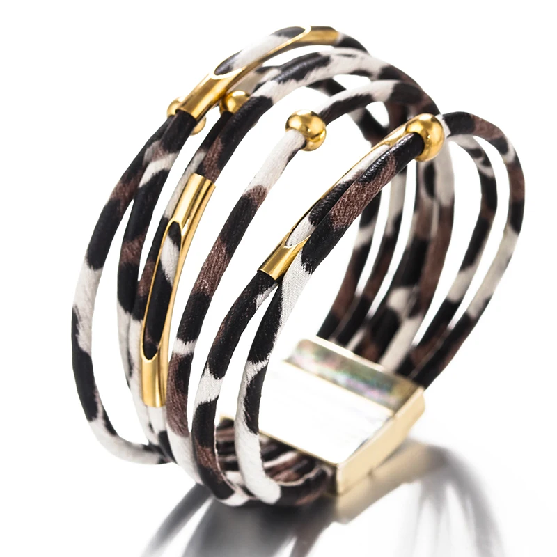 Women's Sexy Leopard Texture Leather Bracelet Product Display 2