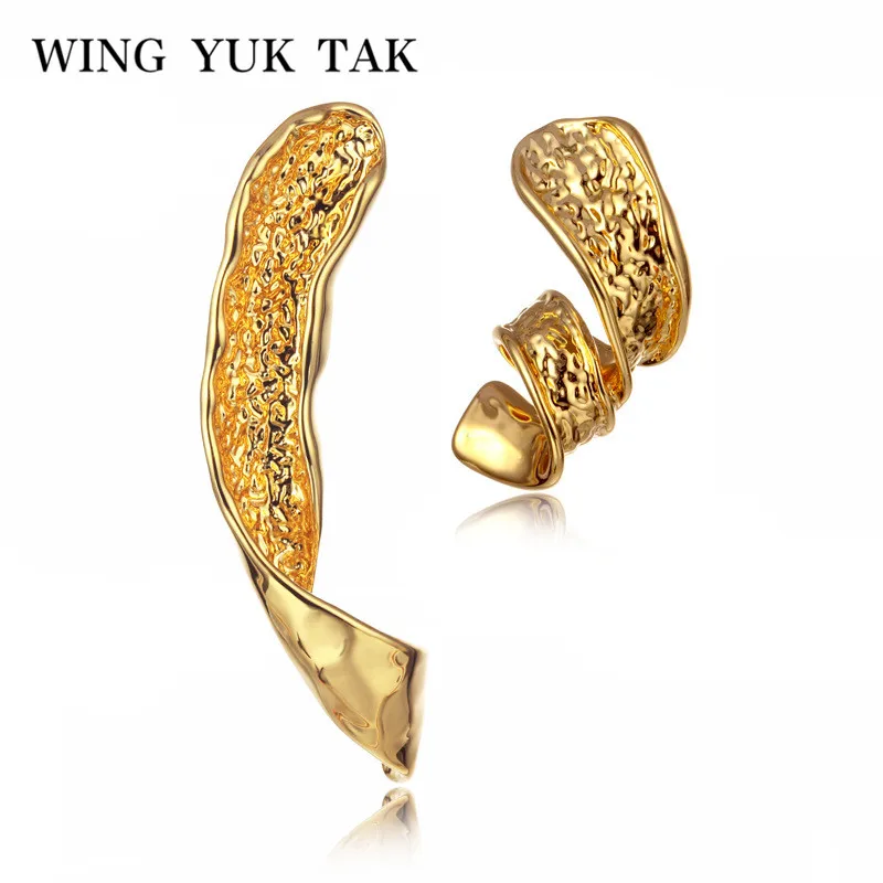 

wing yuk tak 2019 New Punk Earrings For Women Gold/ Silver Color Simple fashion Geometric Metal Stud Earrings Indian Jewelry