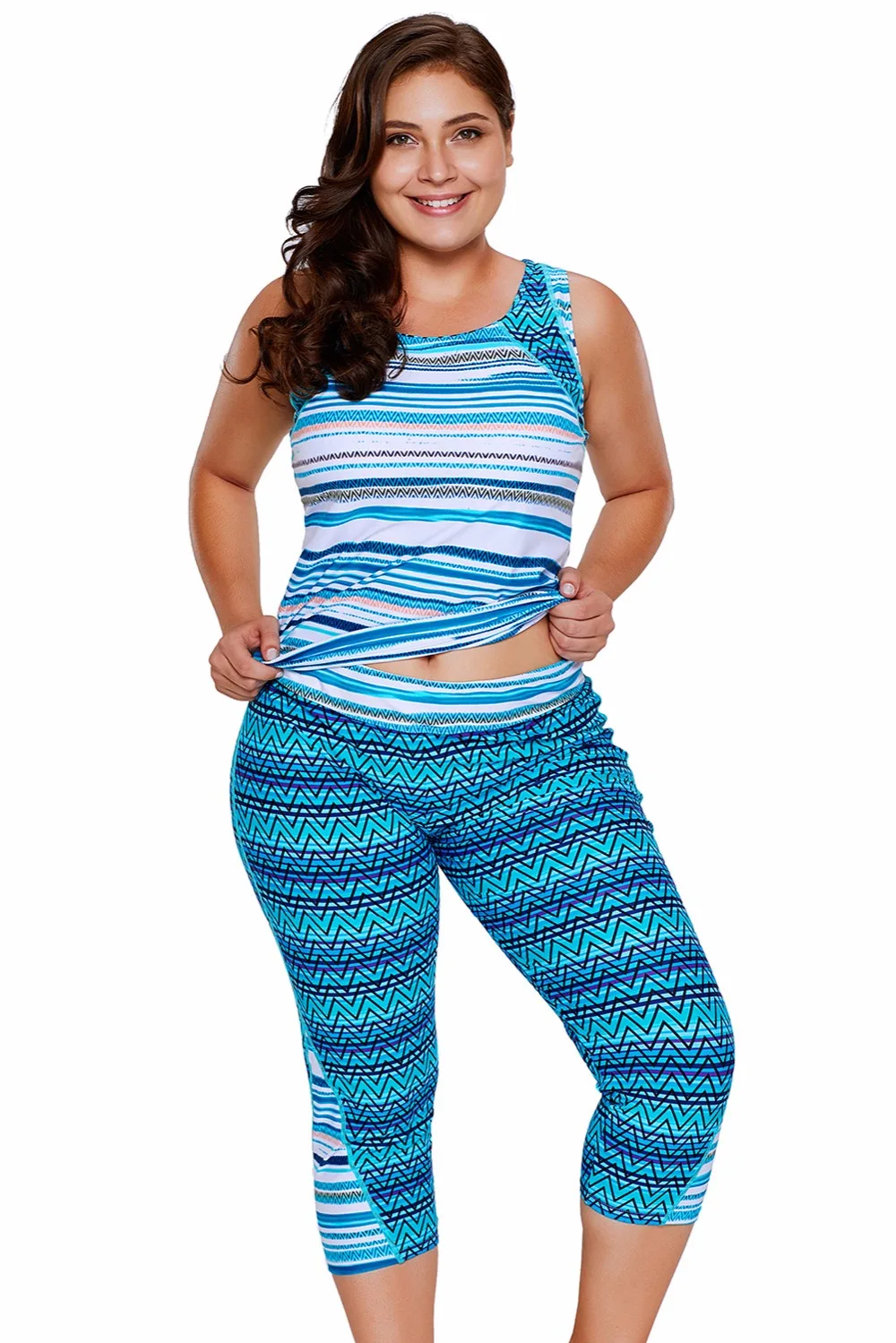 Two Piece Suits Multiple Zigzag Stripes Print Tankini Top and Capris Set Tankini Swimsuit Swimwear Women Two Piece Suits Multiple Zigzag Stripes Print Tankini Top and Capris Set Tankini Swimsuit Swimwear Women