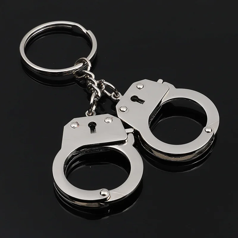 

2019 Creative police man Handcuff Keychain Charms Pendant Car Key Keyring Handbag Key Chain Chaveiro