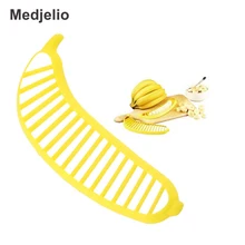 Banana Slicer Chopper Cutter Plastic Banana Segmentation Knife Salad Make Tool Fruit Sausage Cereal Shredders Peelers