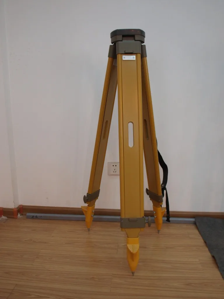 

hardware twist lock heavy duty wooden tripod