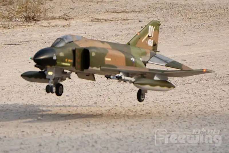 freewing f4 phantom 8s