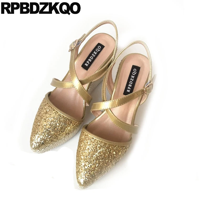 espadrille pumps closed toe