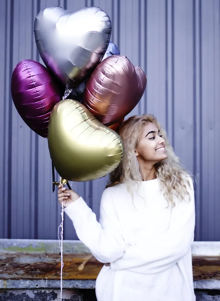 18inch Heart Foil Love heart bunches (2)