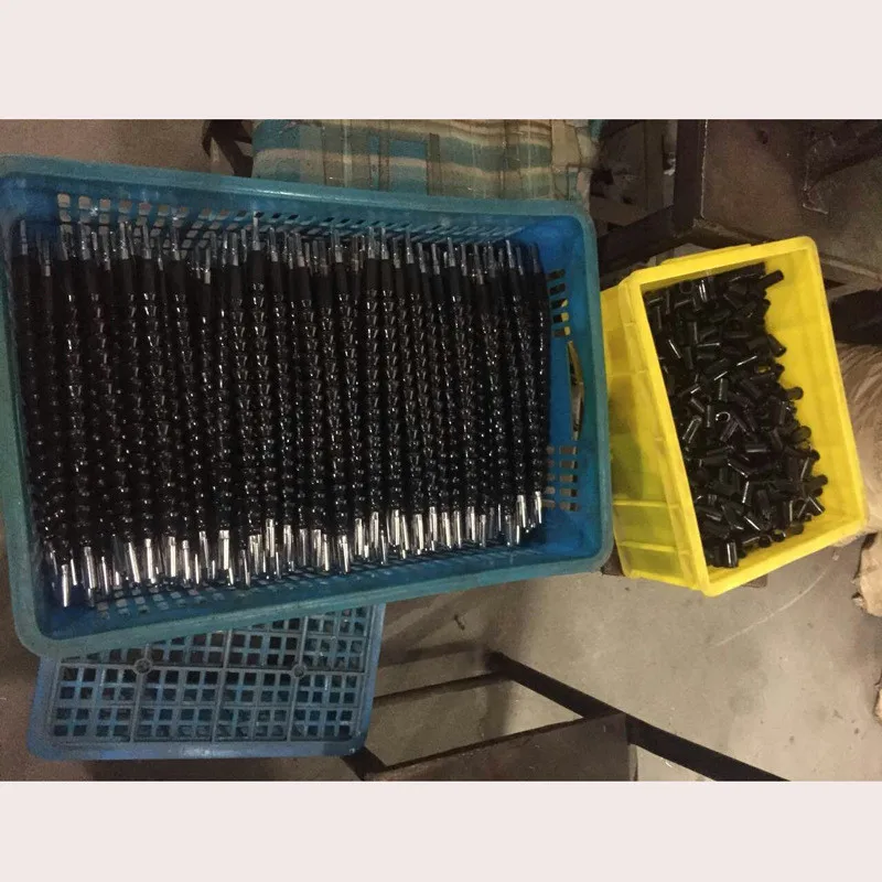 3147153703_1548396117