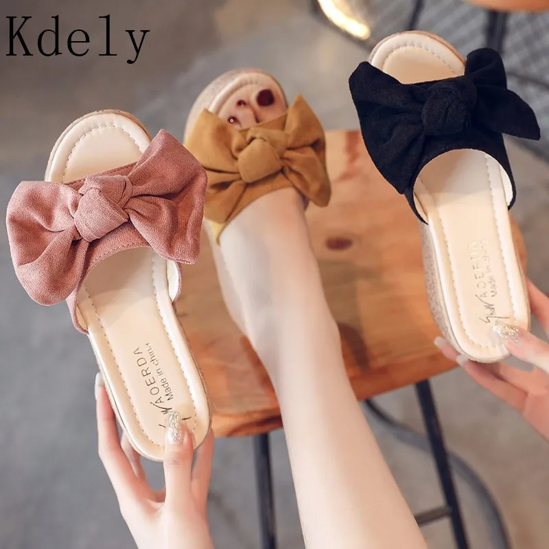 

Big Bowtie Woman Beach Flip Flops Summer Sandals Slip- Resistant Slippers Platform Sandals Size 35-40