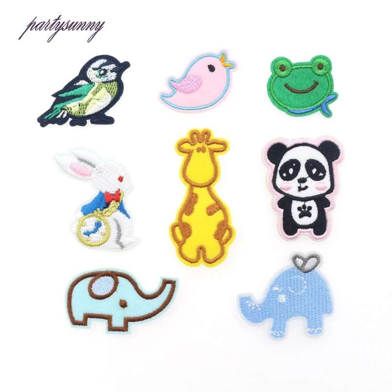 

PF Animal Patches Bird Elephant Embroidery Iron On Patch Stickers for Clothes Stripes Applique Application Jeans Hat Dress RH009