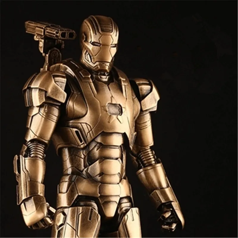 

The whole body Iron man Decoration Car Ornaments Interior Dashboard Decoration Ornament Star Wars Birthday Gift Desk Ornament