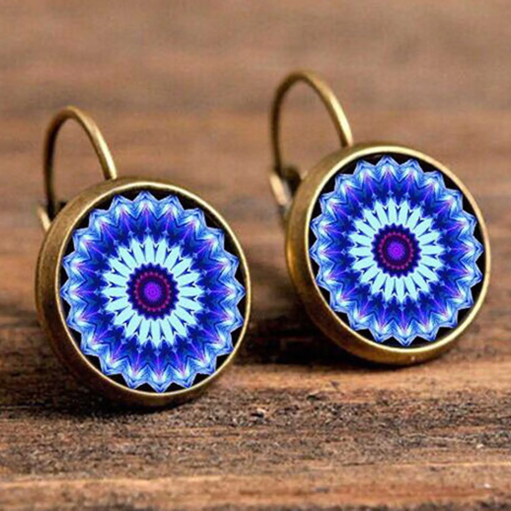 Fashion Charm Mandala Art Picture Earrings Henna Crystal Earrings Yoga Om Symbol Zen Buddhism Glass Earrings for Women Jewelry