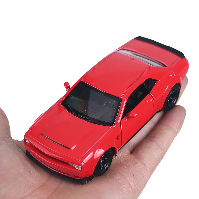 1:36 литые под давлением модели автомобилей автомобиль со шкалой из сплава mkd3 Coche