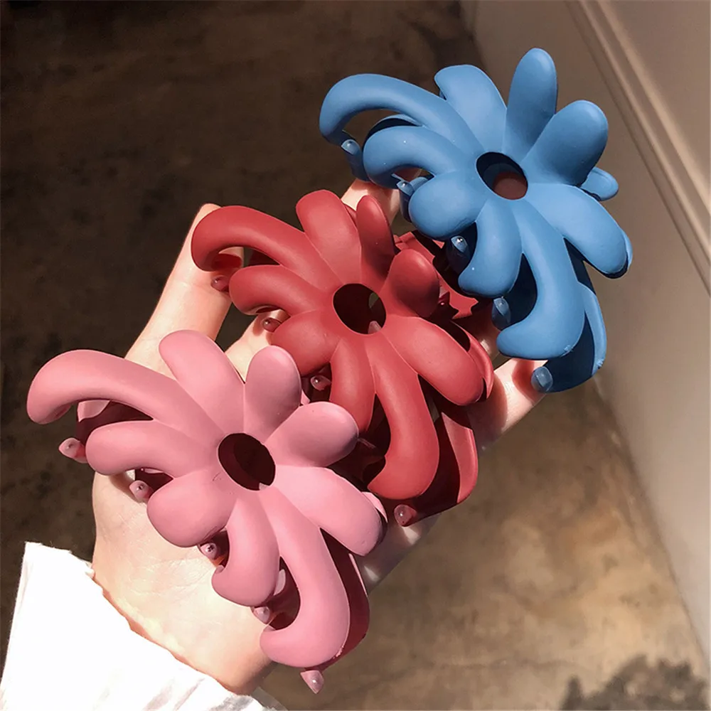 

1PC Women Fashion Plastic Hairclips 8cm Acrylic Hair Crab Claws Flower Ponytail Washing Tool Headwear Hairpins Hair Accessories