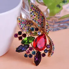 Colares Accessoris Buquê de Flores Broche Hijab Pinos Broches Bijuterias Violetta Ferfumes Mulheres Animais Broche de Esmalte De Unhas