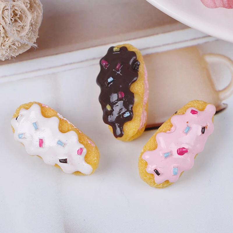 

3pcs/set Dollhouse Miniature Food Scene Model DIY 3D Resin Bread Cake Model Simulation Mini Cake For Kids Kitchen Toys