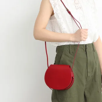 

Brand Desinger Semicircle Crossbody for Women Purse Small Round Chic Saddle Bags Pu Leather Shoulder Messenger Bag Party Clutch