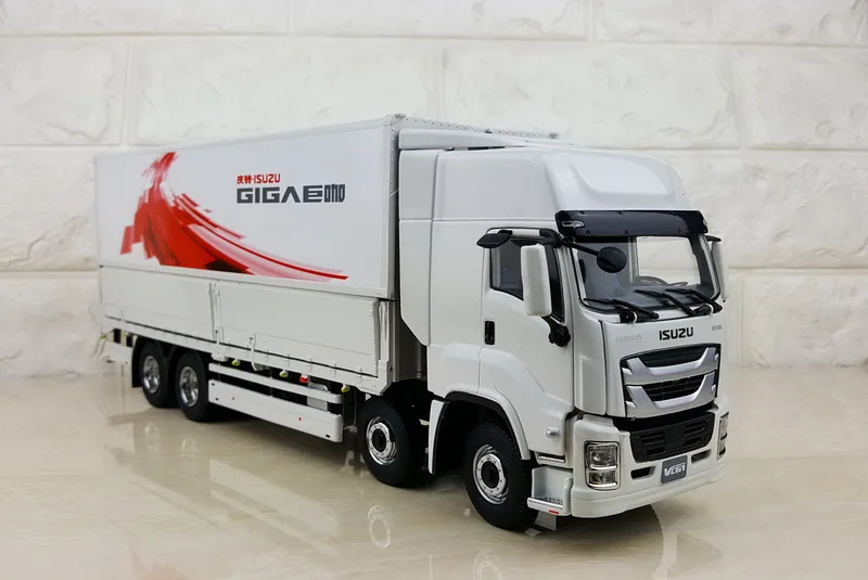 Изысканная модель из сплава в подарок 1: 1 ISUZU GIGA 4X2 Van Express контейнерный грузовик
