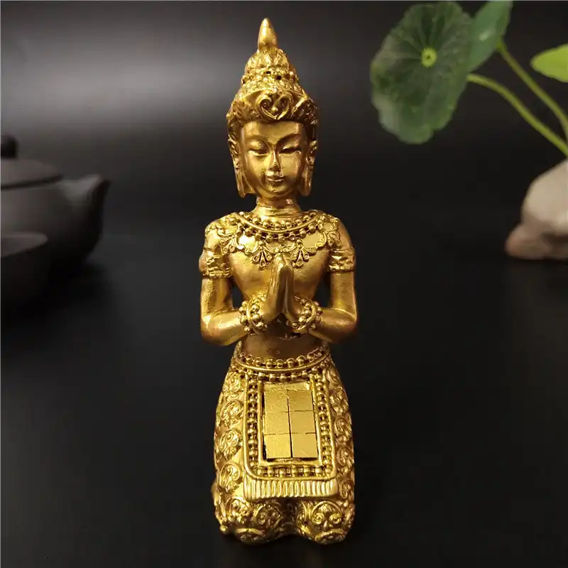thai buddha statue