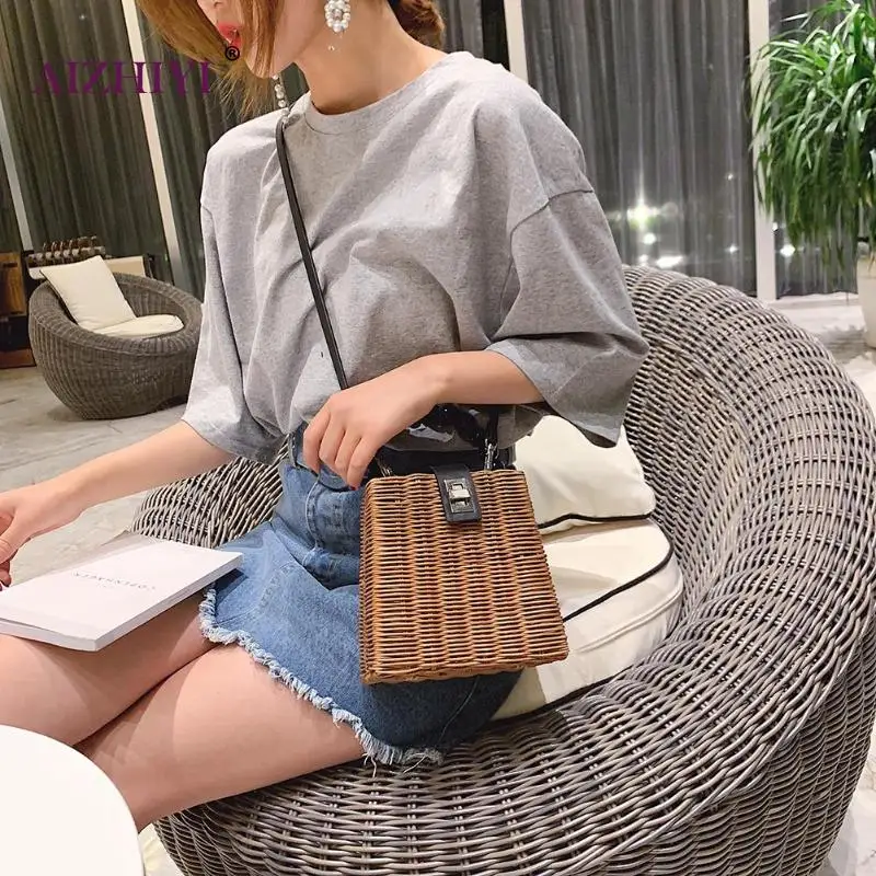 الإناث الأزياء عارضة الخوص المنسوجة شنطة كتف الصيف الشاطئ النساء السيدات الخرز صغيرة رسول Crossbody أعلى-حقائب بيد