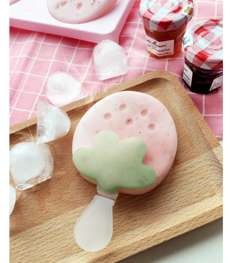 2pcs/lot New DIY Ice Cream Mold Popsicle Molds Maker Holder Frozen Mould With Sticks Tools |