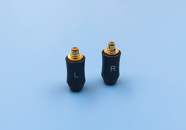

Стандартная штепсельная вилка MMCX Φ 5 пар (L + R)