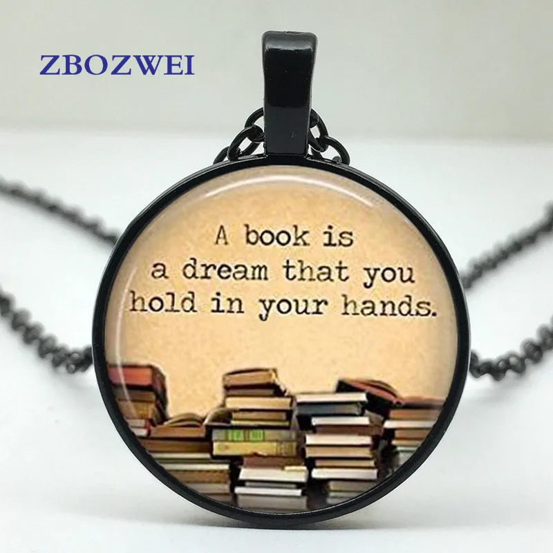 2018 Книга в новой Библиотеке это мечта которую вы держите руках Старая книга фото