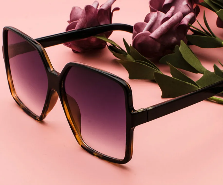 

Vintage Oversizd Sunglasses Women 2019 Luxury Square Sunglasses Lady Big Frame Frame Sun Glasses Fashion Shades UV400