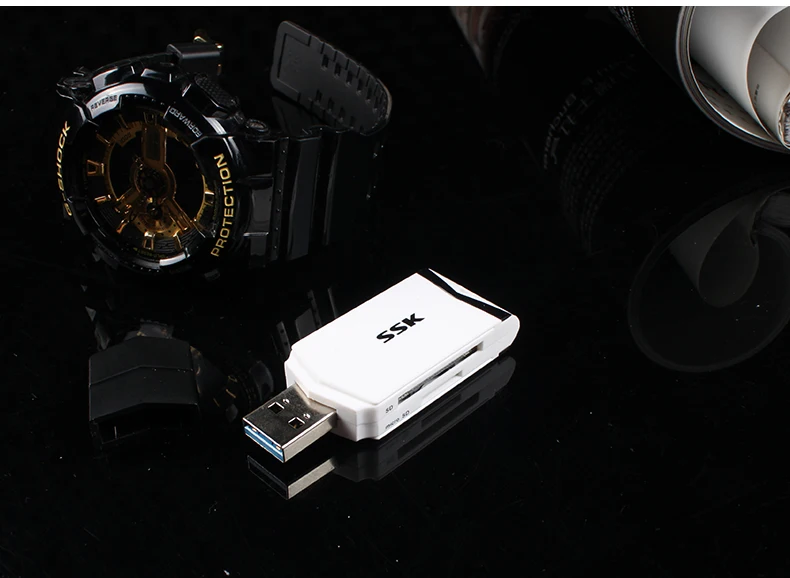 ССК USB3.0 высокая скорость чтения карт SD TF зеркальные фотокамеры Combo Card Reader 601