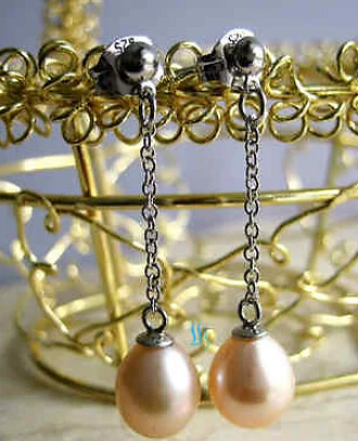 

hj 00384 Lavender Freshwater Pearl Dangle Earrings Natural Color