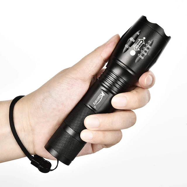 Ultra Bright LED Flashlight CREE XP-L V6 XML-T6/L2 5 Modes 8000 Lumens Zoomable LED Torch with 18650 Battery+Charger+Free gift